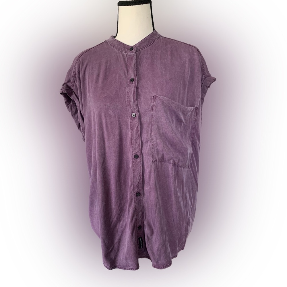 Calvin Klein | purple short sleeve blouse